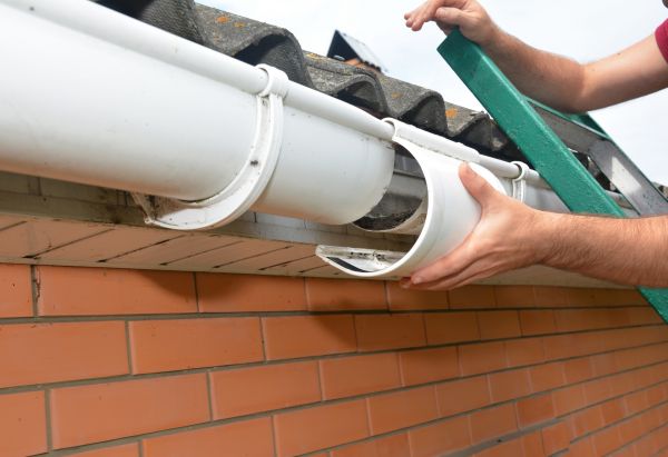 Gutter Seam Repair in Saint Joseph