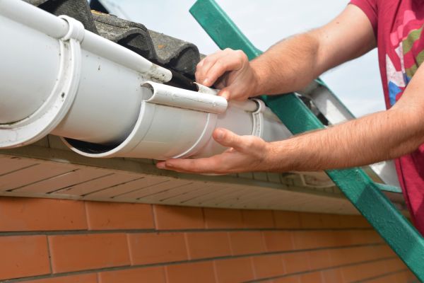 Cost of Large Gutter Repair in Saint Joseph